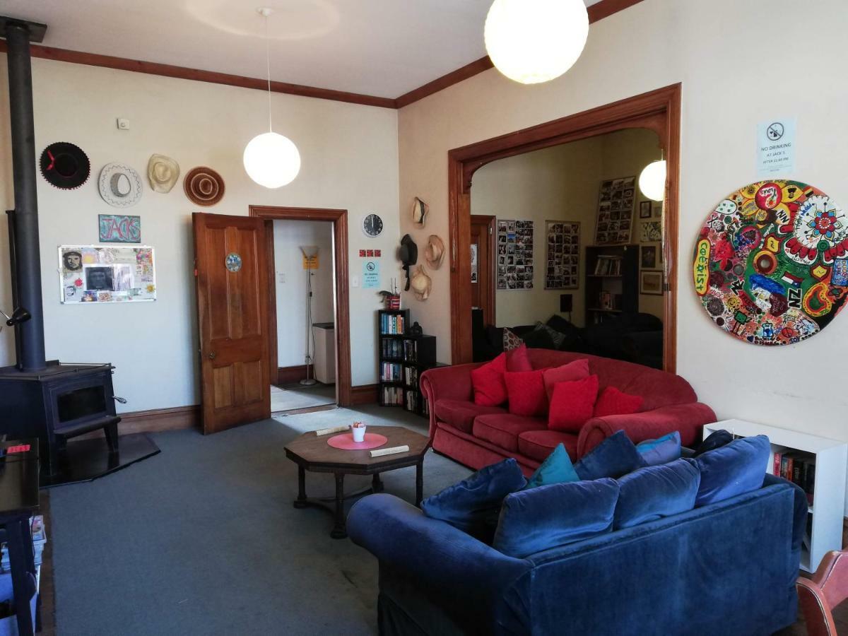 Jack'S Backpackers Hostel Blenheim Bagian luar foto