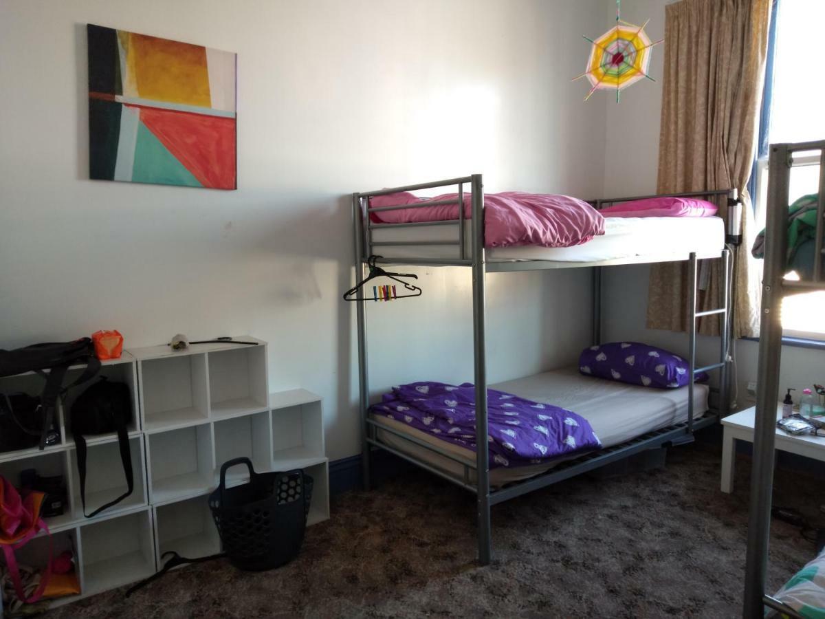 Jack'S Backpackers Hostel Blenheim Bagian luar foto