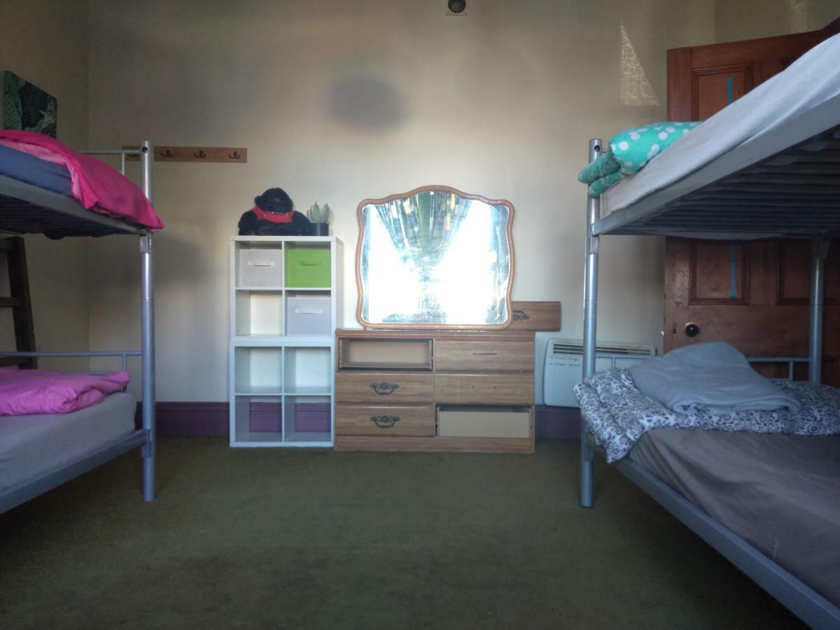 Jack'S Backpackers Hostel Blenheim Bagian luar foto